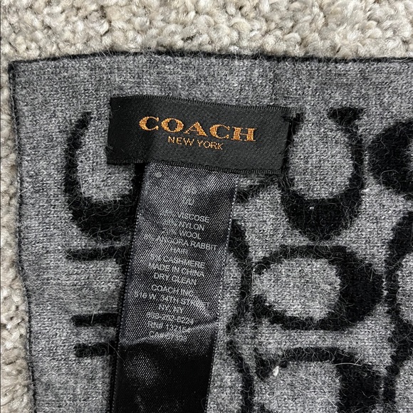 Beautiful two way black and gray Coach scarf - Picture 5 of 6